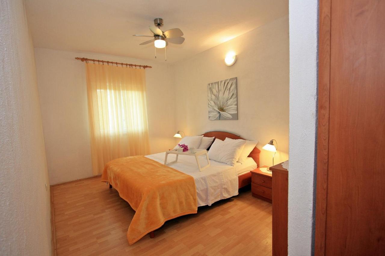 Apartments Omo 1 ซูเปตาร์ ภายนอก รูปภาพ