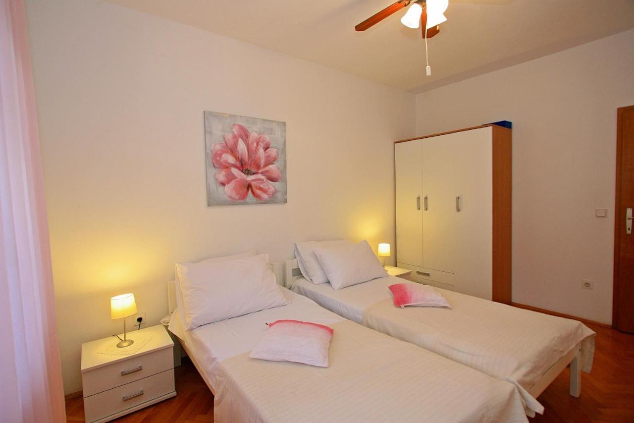 Apartments Omo 1 ซูเปตาร์ ภายนอก รูปภาพ